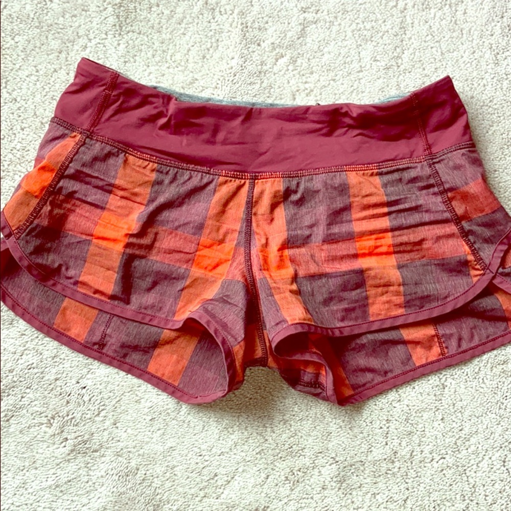 Lululemon Speed Way short- 2 way stretch